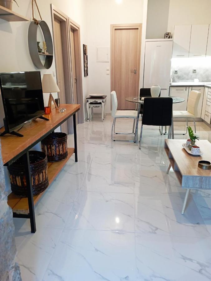 Stonehouse & Casa Al Sole E Al Mare Villa Nea Roda Ngoại thất bức ảnh
