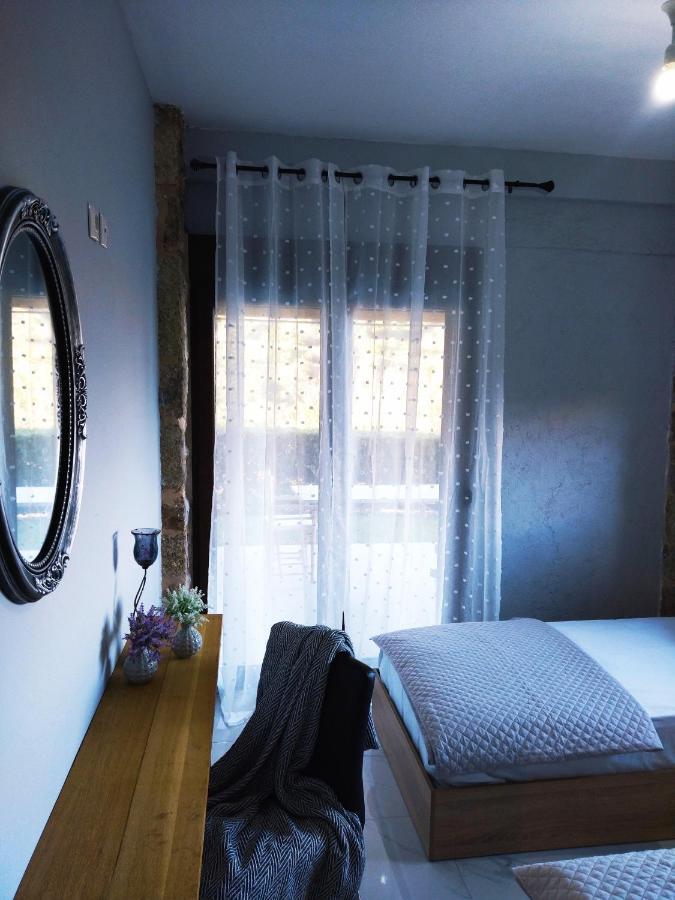 Stonehouse & Casa Al Sole E Al Mare Villa Nea Roda Ngoại thất bức ảnh